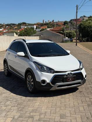 HYUNDAI HB20X 1.6 16V STYLE FLEX 4P AUTOMÁTICO